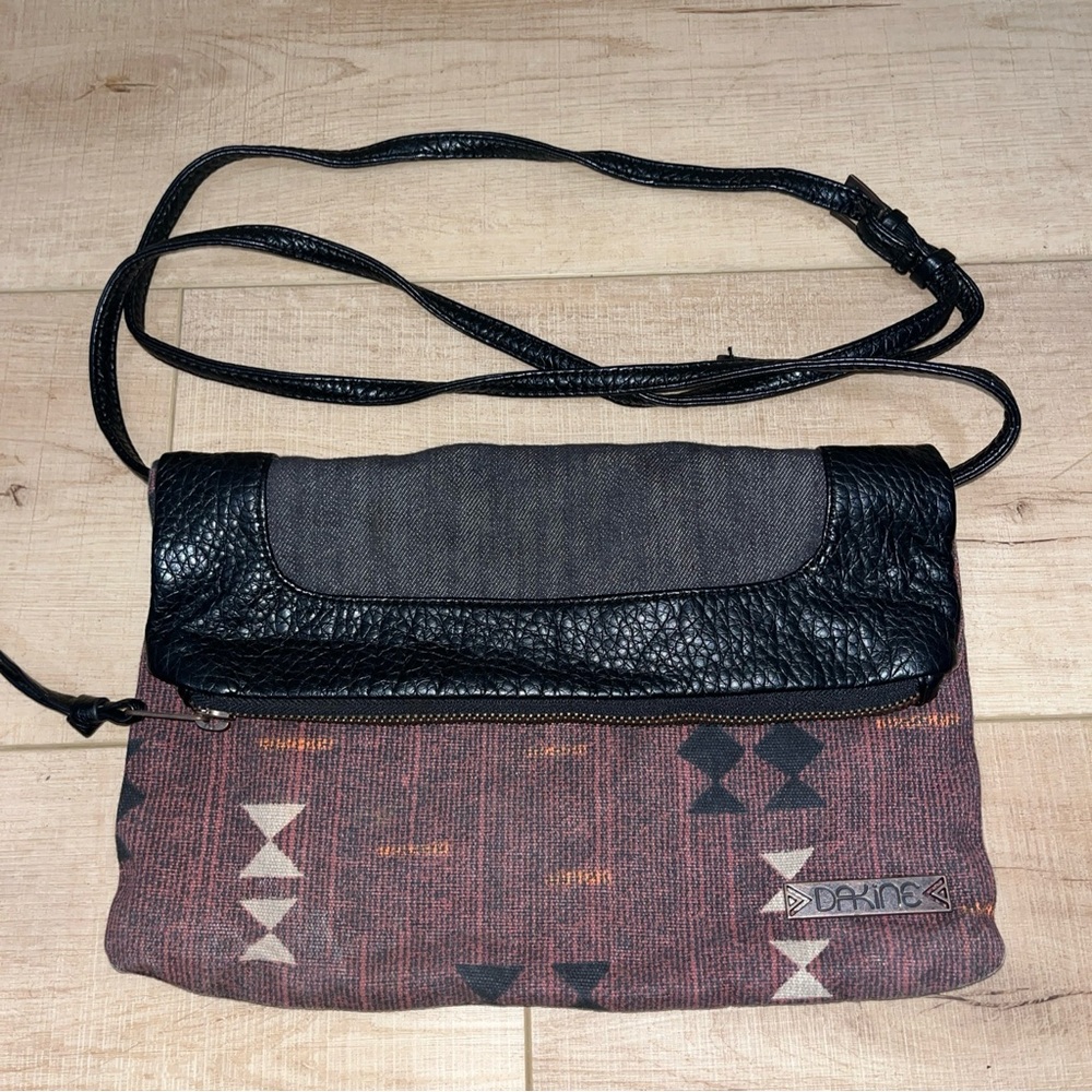Dankine fold over cross body purse -mint and gray